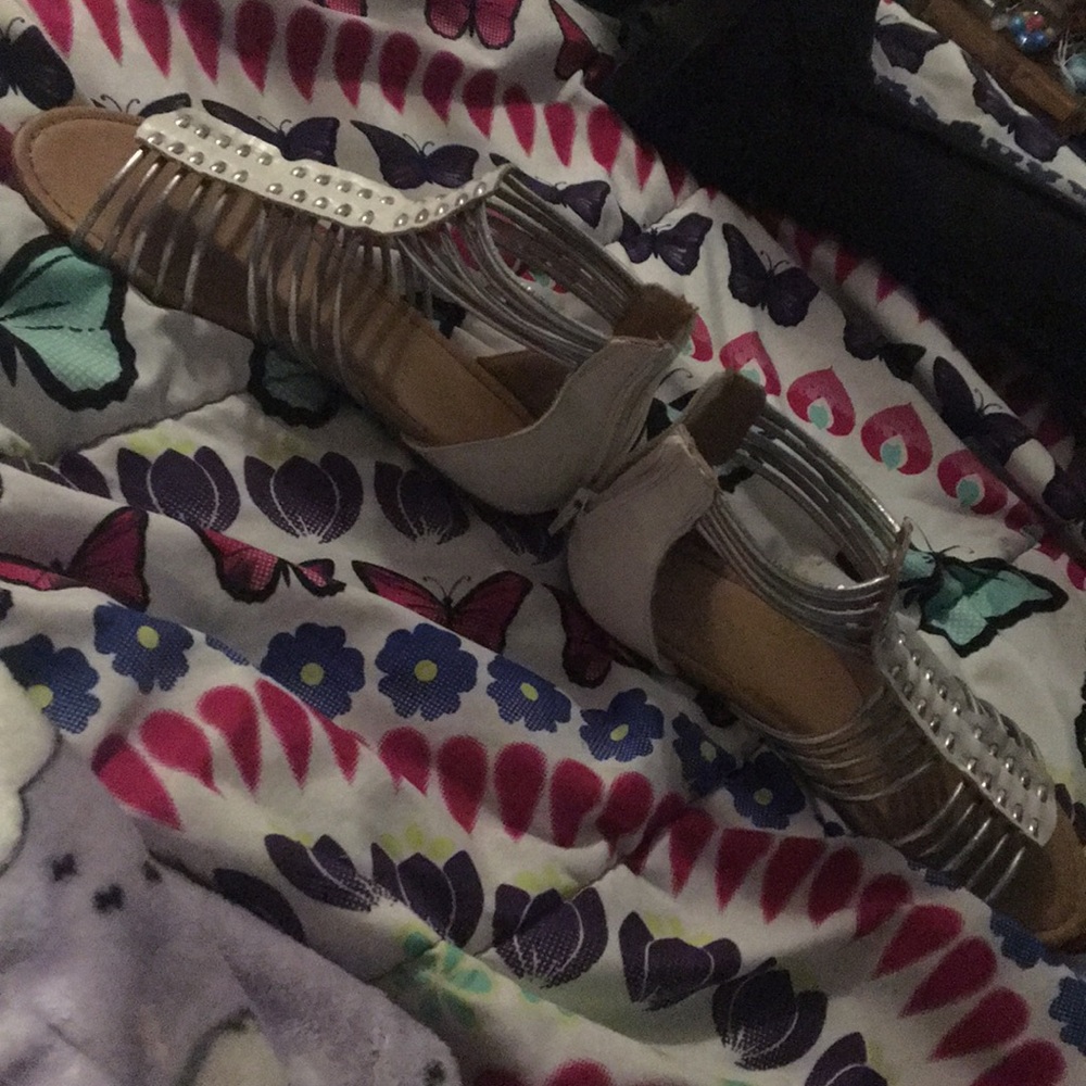 Shoes - Picture 3 of 3